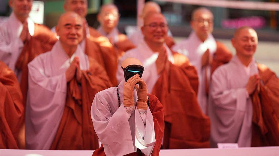 Humanoid robot named 'Gabi' ordained as Buddhist monk, pledges devotion to 'holy Buddha' Australia Private Schools